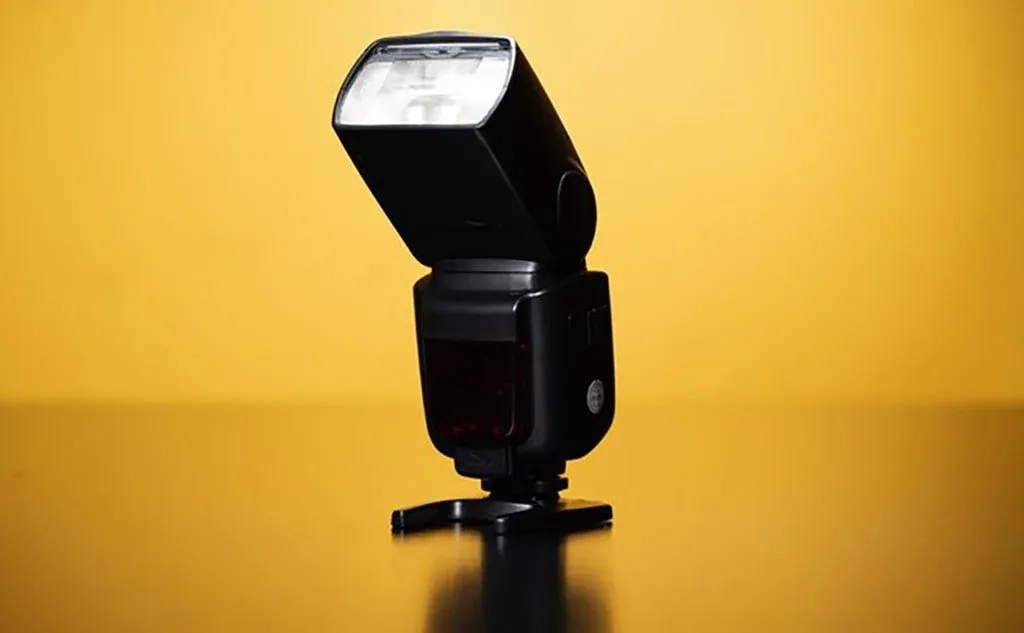 Zdjęcie Najlepsza lampa błyskowa do Nikona d90 - porównanie topowych modeli