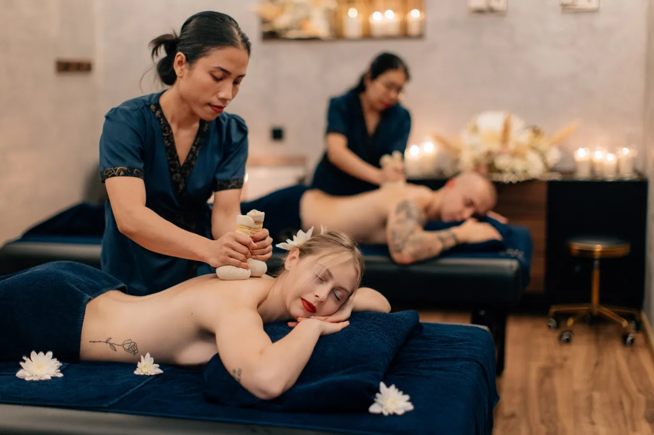 Zdjęcie Jak wygląda masaż tajski i jakie korzyści przynosi dla ciała?