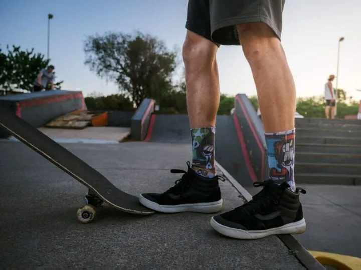 Zdjęcie Jakie skarpetki do sneakersów – unikaj błędów w stylizacji