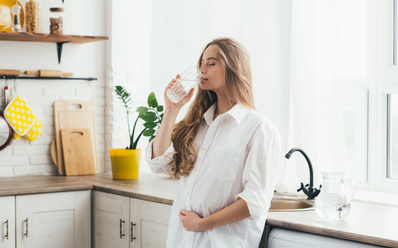 Zdjęcie Czy można pić kefir w ciąży? Bezpieczne korzyści i ważne uwagi