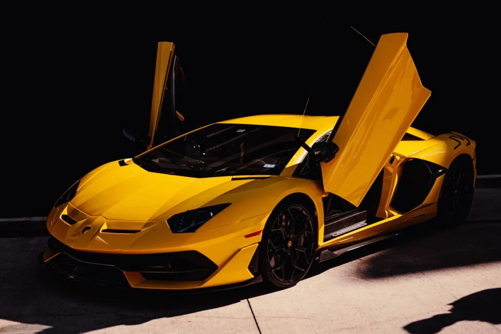 Zdjęcie Ile kosztuje leasing Lamborghini? Sprawdź szczegóły i ukryte koszty