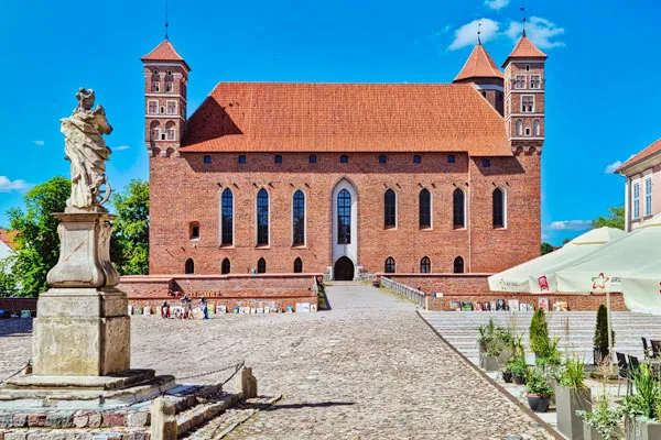 Zdjęcie Zamek w Lidzbarku Warmińskim: Historia, architektura i atrakcje