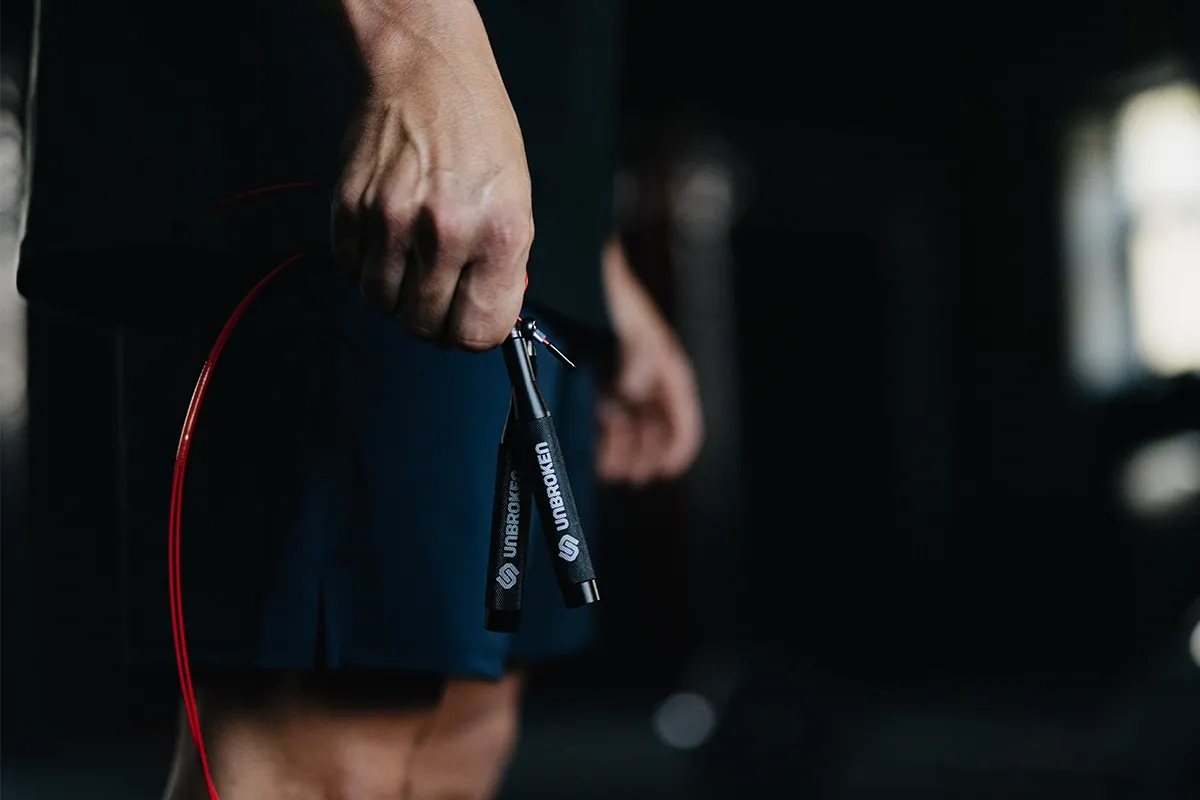 Zdjęcie Jaka skakanka do crossfit? Wybierz najlepszą dla swojego treningu