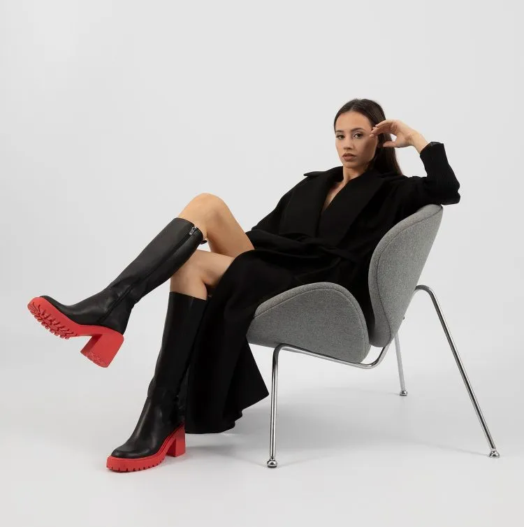 Zdjęcie Jak dobrać buty do płaszcza, by zawsze wyglądać stylowo i modnie