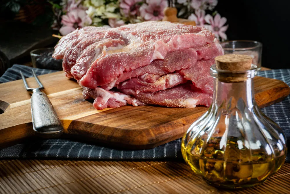 Łopatka wieprzowa wybór i przygotowanie, krojenie mięsa