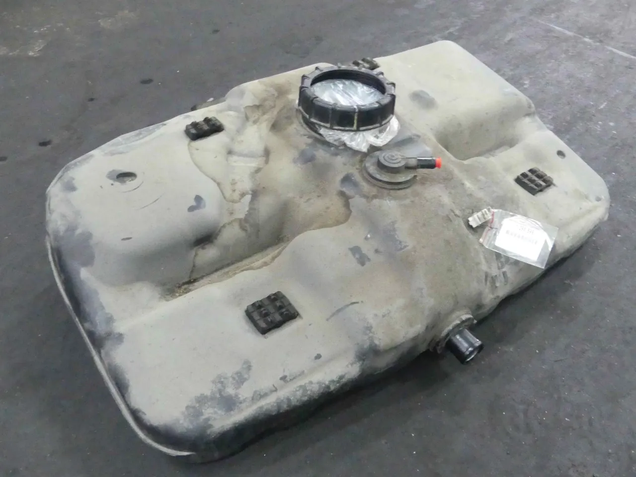 Honda Jazz Magic Seats zbiornik paliwa