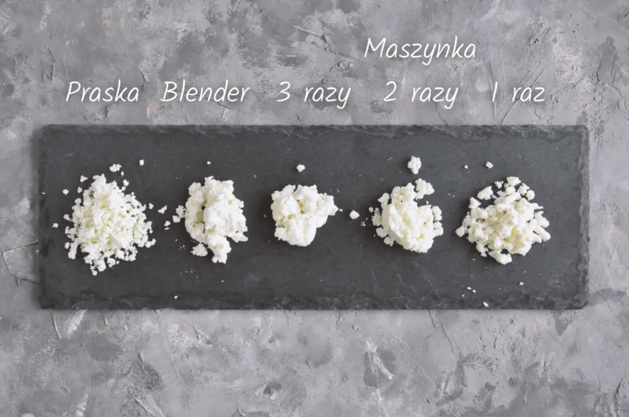 Serek na sernik mielony na różne sposoby: praską, blenderem 3, 2 i 1 raz.