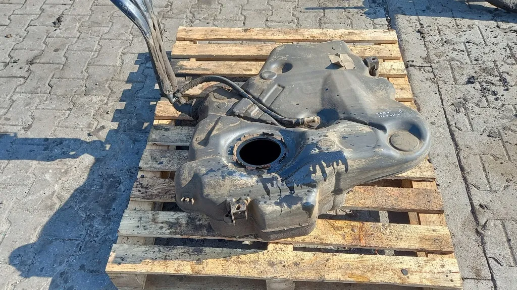 Skoda Octavia r&oacute;żne generacje zbiornik paliwa