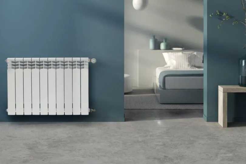 grzejnik aluminiowy żeberkowy vs stalowy płytowy aranżacje