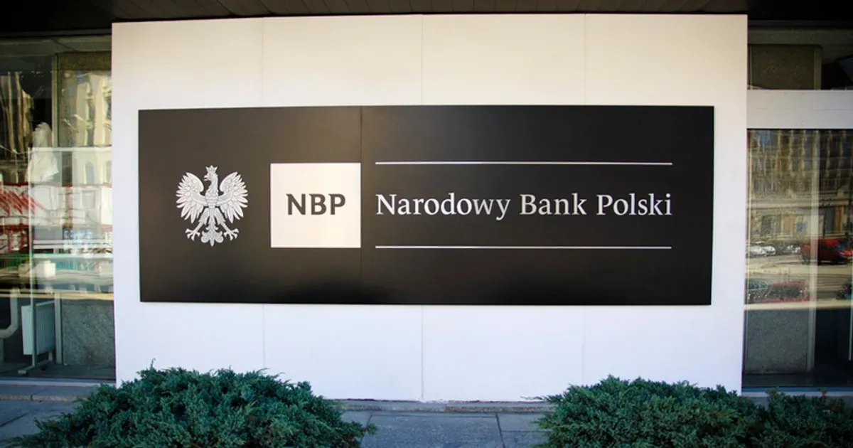 Zdjęcie Zarobki w NBP: Ile naprawdę można zarobić w banku centralnym?