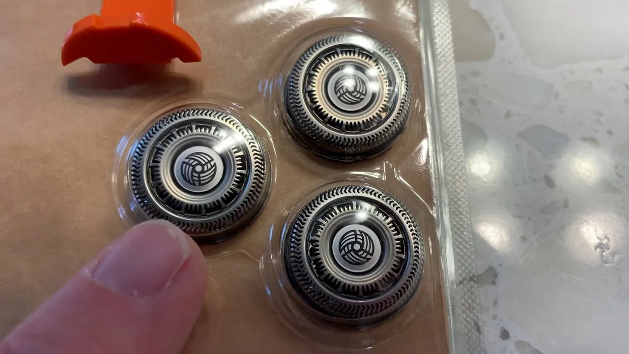 Original Philips shaver heads vs fake