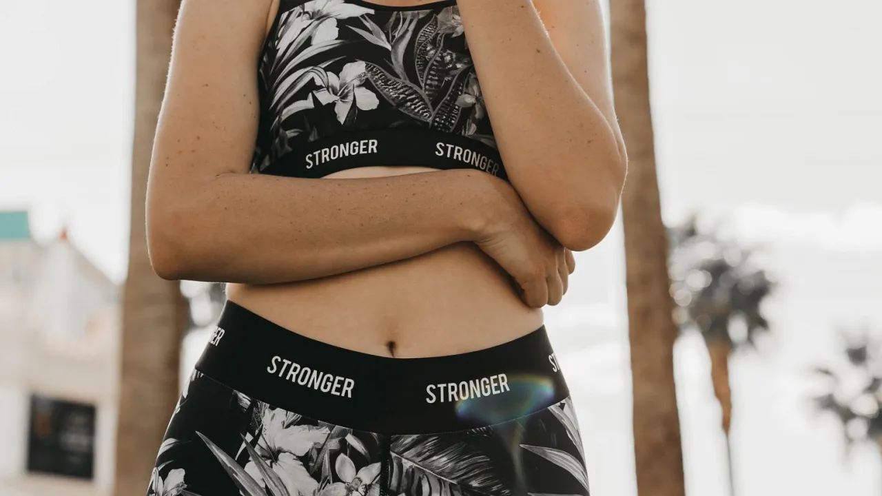 B&oacute;l brzucha podczas treningu