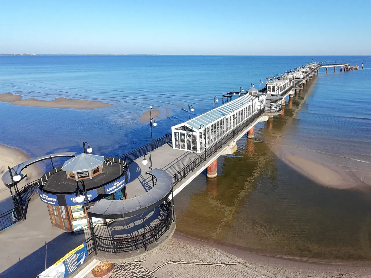 atrakcje Międzyzdroje Kołobrzeg por&oacute;wnanie