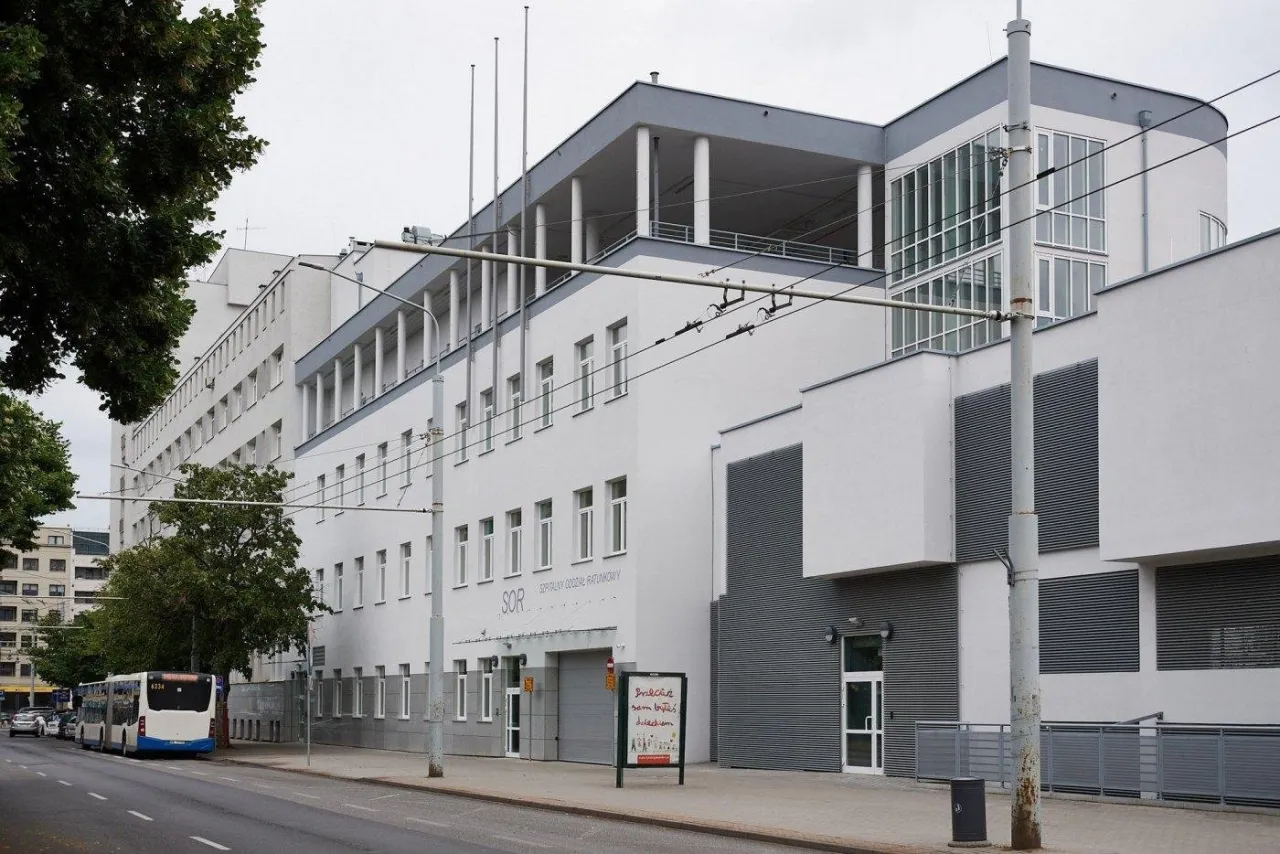 Prywatna klinika medyczna nowoczesna recepcja