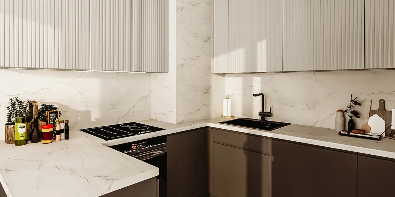 różne materiały na ścianę w kuchni nad blatem przykłady