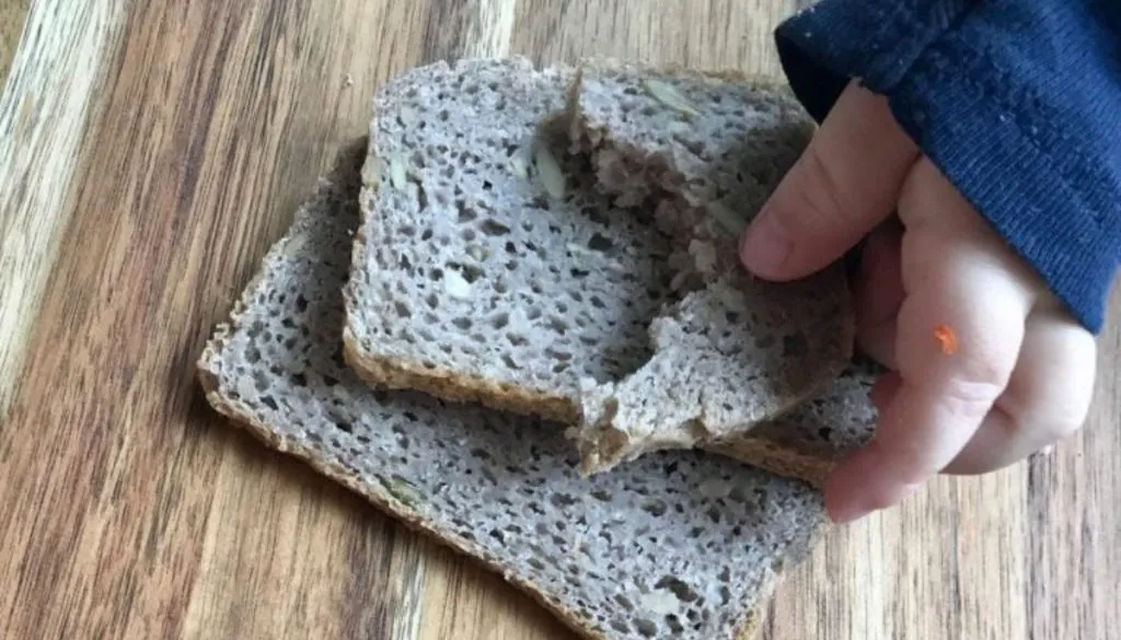 chleb z kaszy gryczanej niepalonej