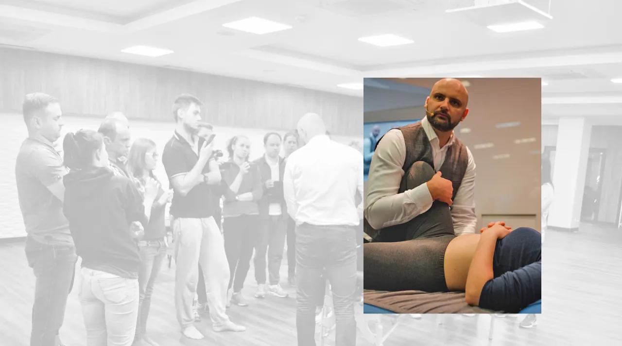 Fizjoterapeuta na kursie doszkalającym