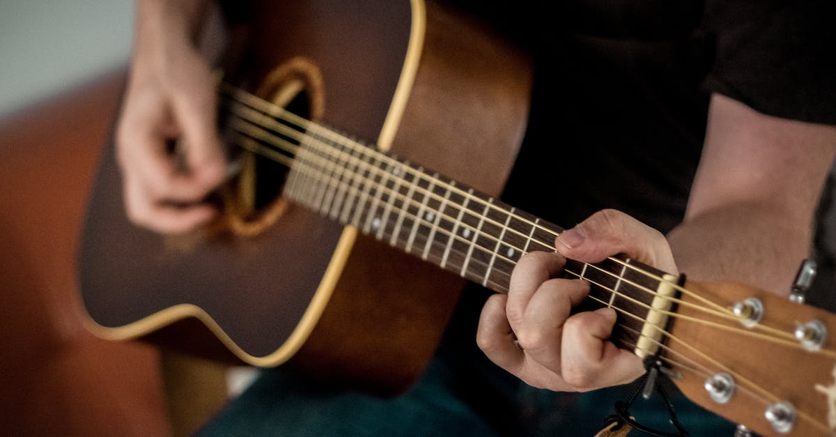 Top 10 najlepszych gitar akustycznych w 2023 roku - sprawdź ranking