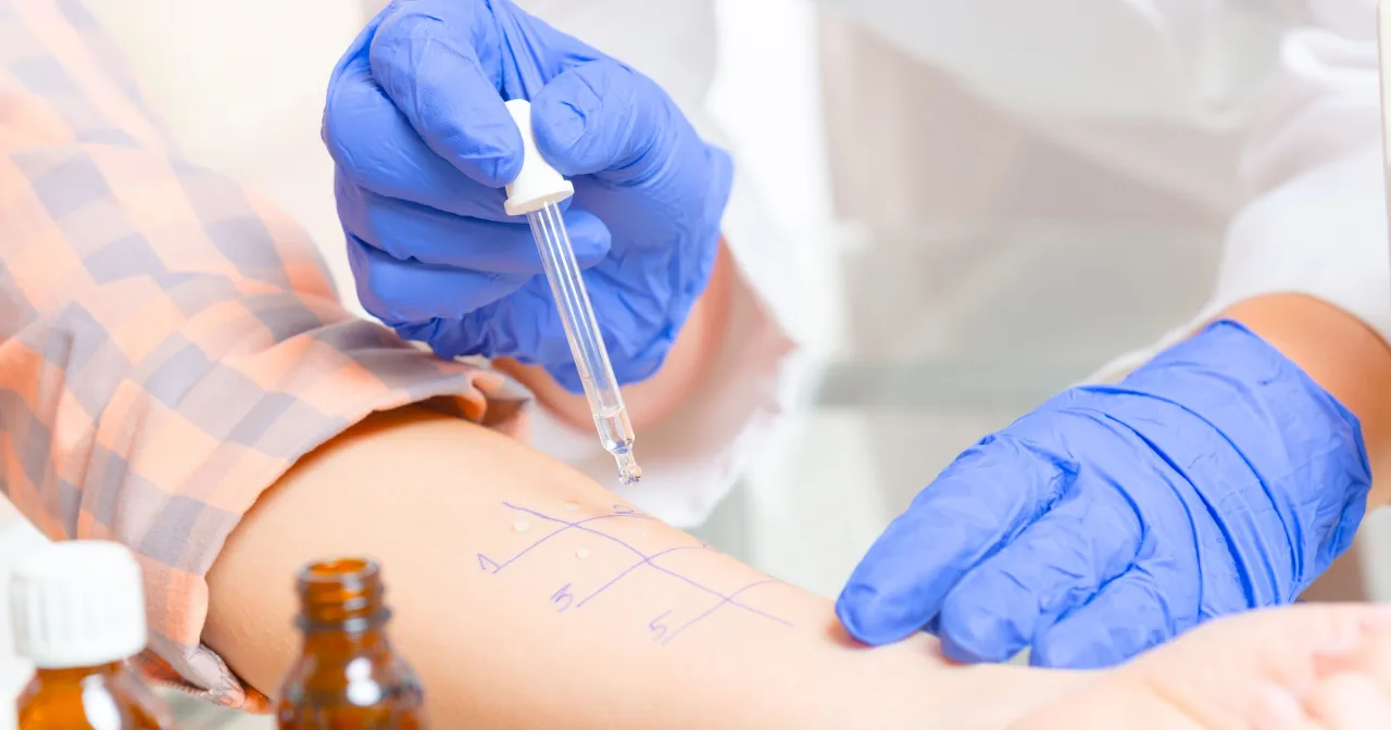 lekarz rodzinny rozmowa z pacjentem alergia