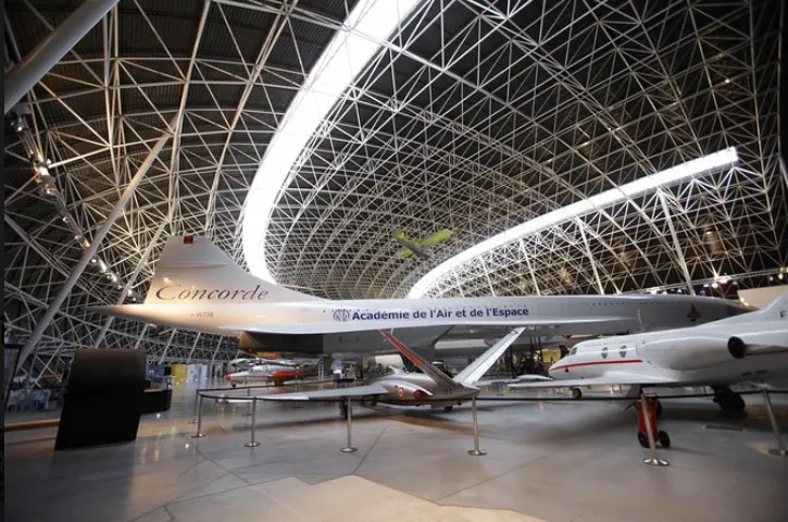 Cit&eacute; de l'Espace Toulouse fus&eacute;e ou Aeroscopia Concorde