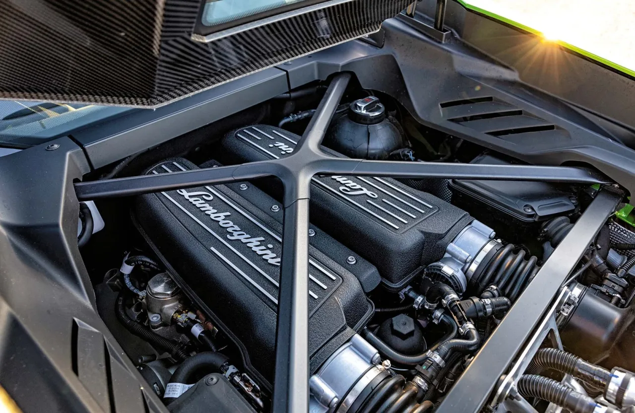 Lamborghini Huracán V10 silnik