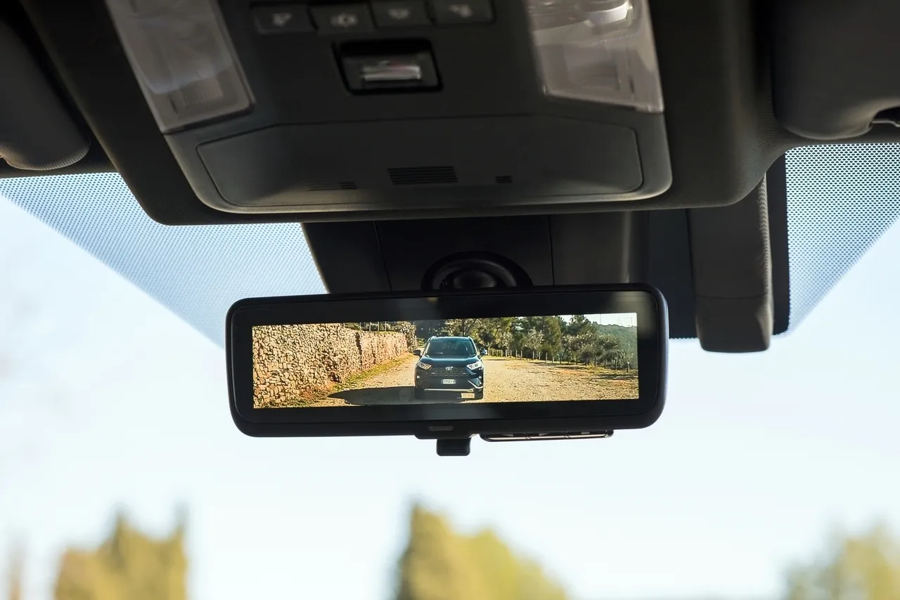 lusterko wsteczne w samochodzie