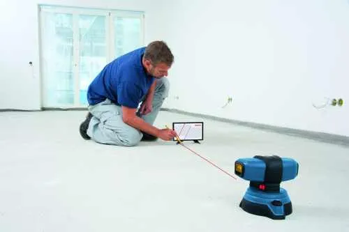 pomiar nierówności podłogi łatą