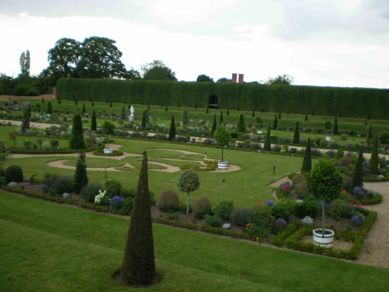 hortus conclusus średniowieczny ogr&oacute;d renesansowy