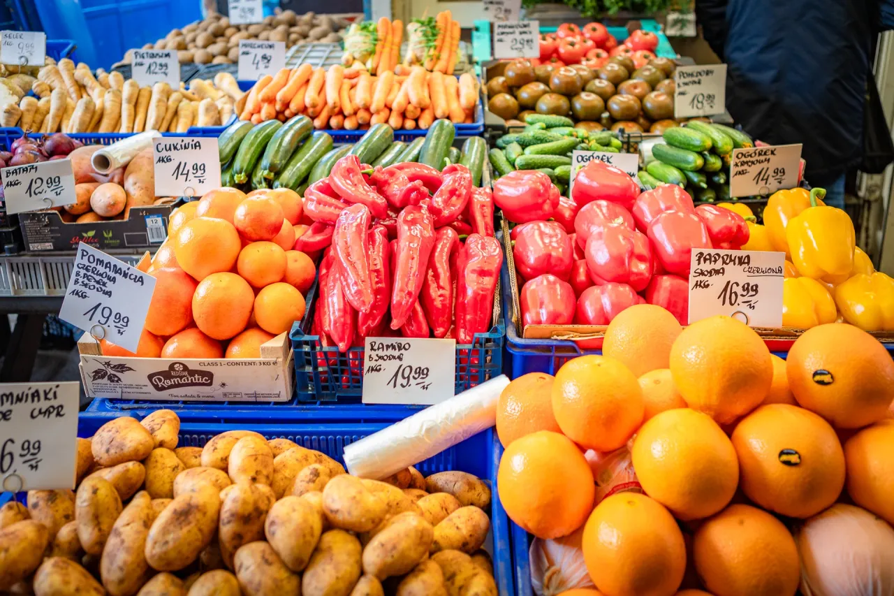 Świeże warzywa na targu