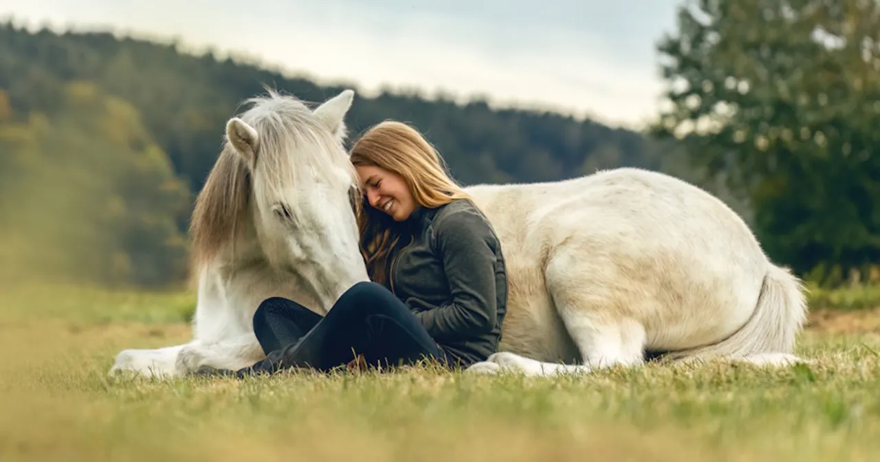 człowiek i koń silna więź