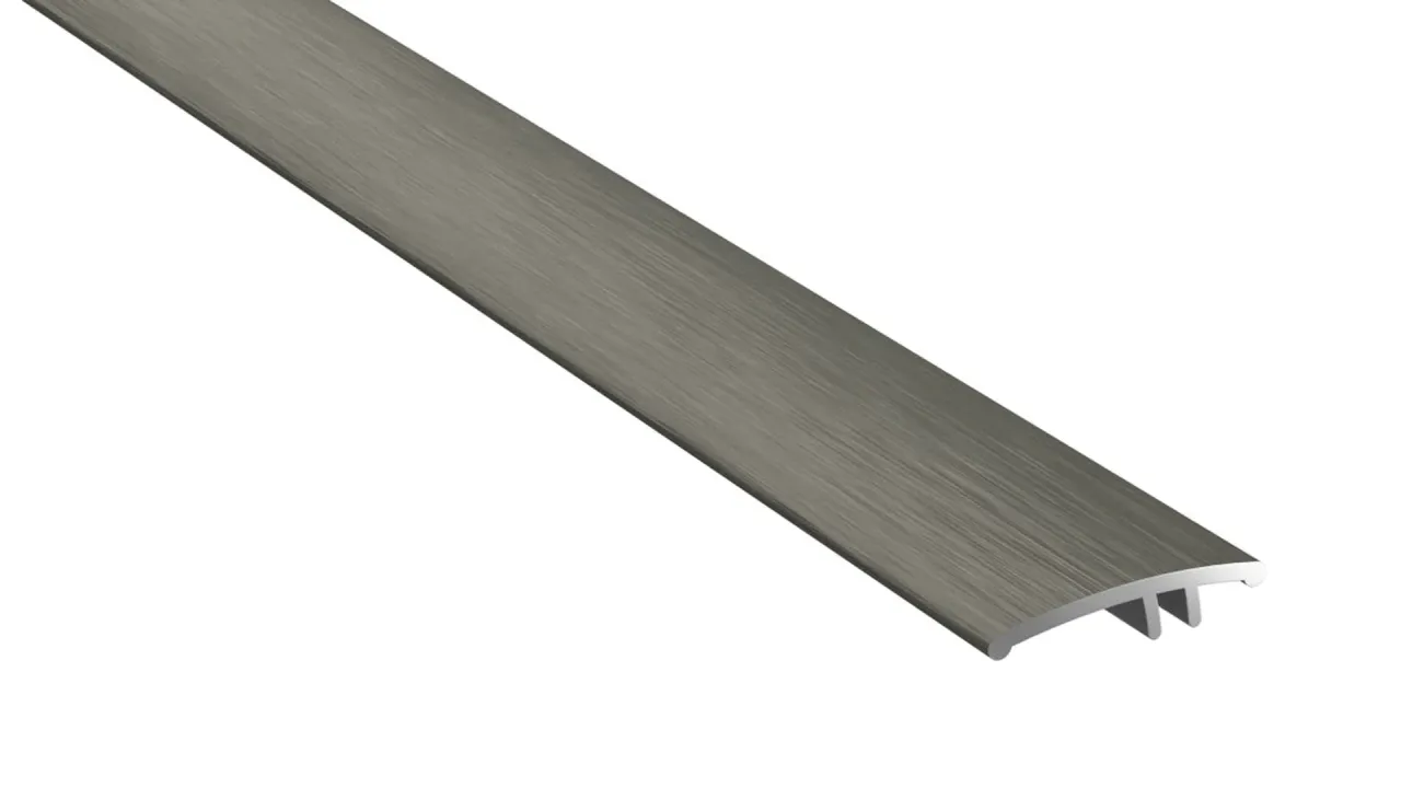 Listwy progowe do paneli i korek w płynie