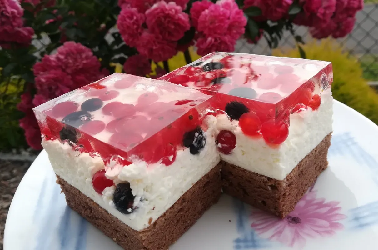 Składniki na krem mascarpone z galaretką