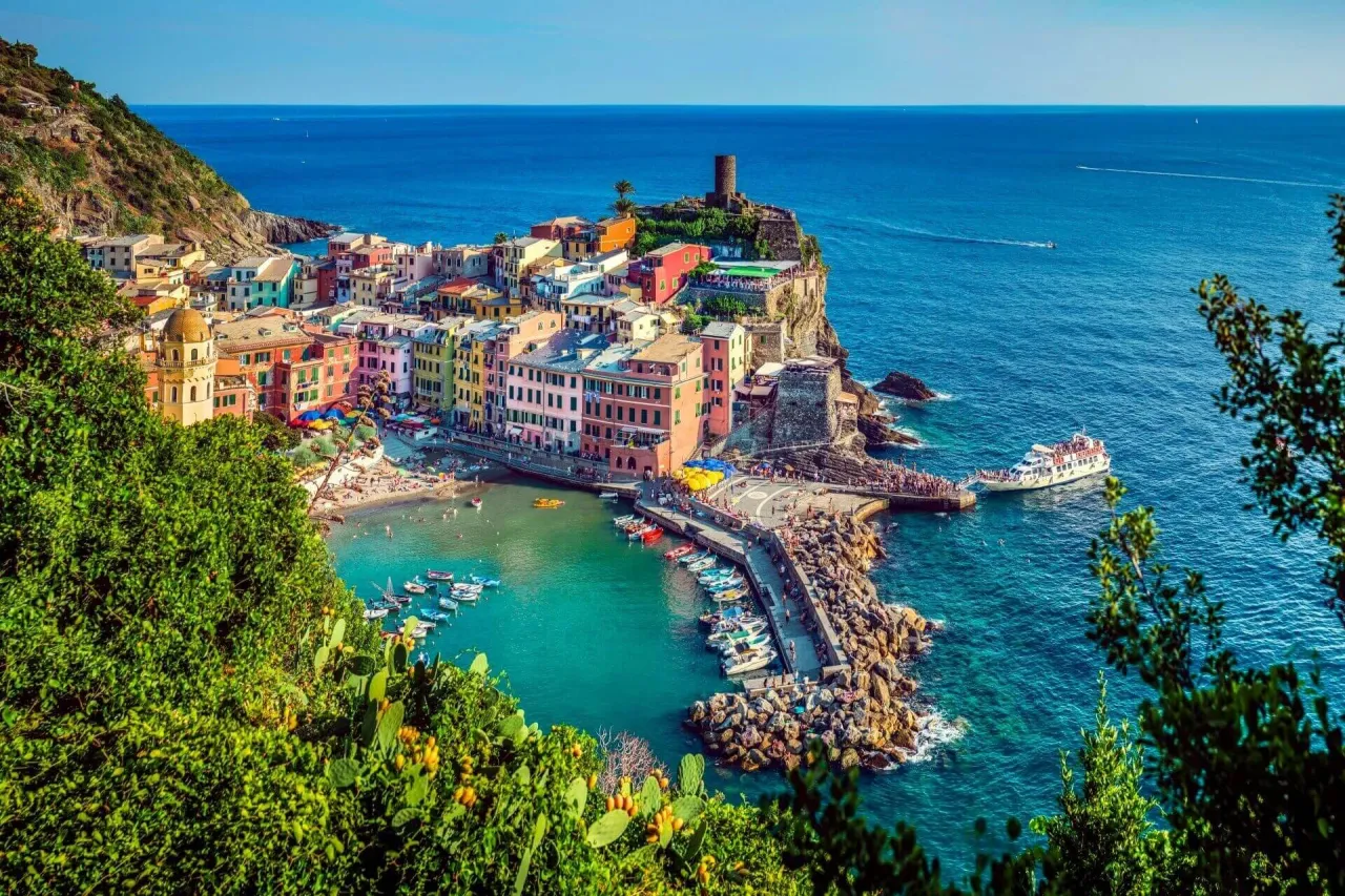 Cinque Terre bunte Häuser Meer