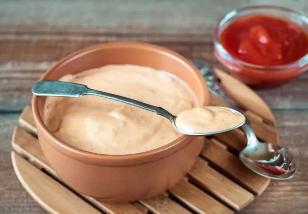 Sos gyros jako dip do warzyw