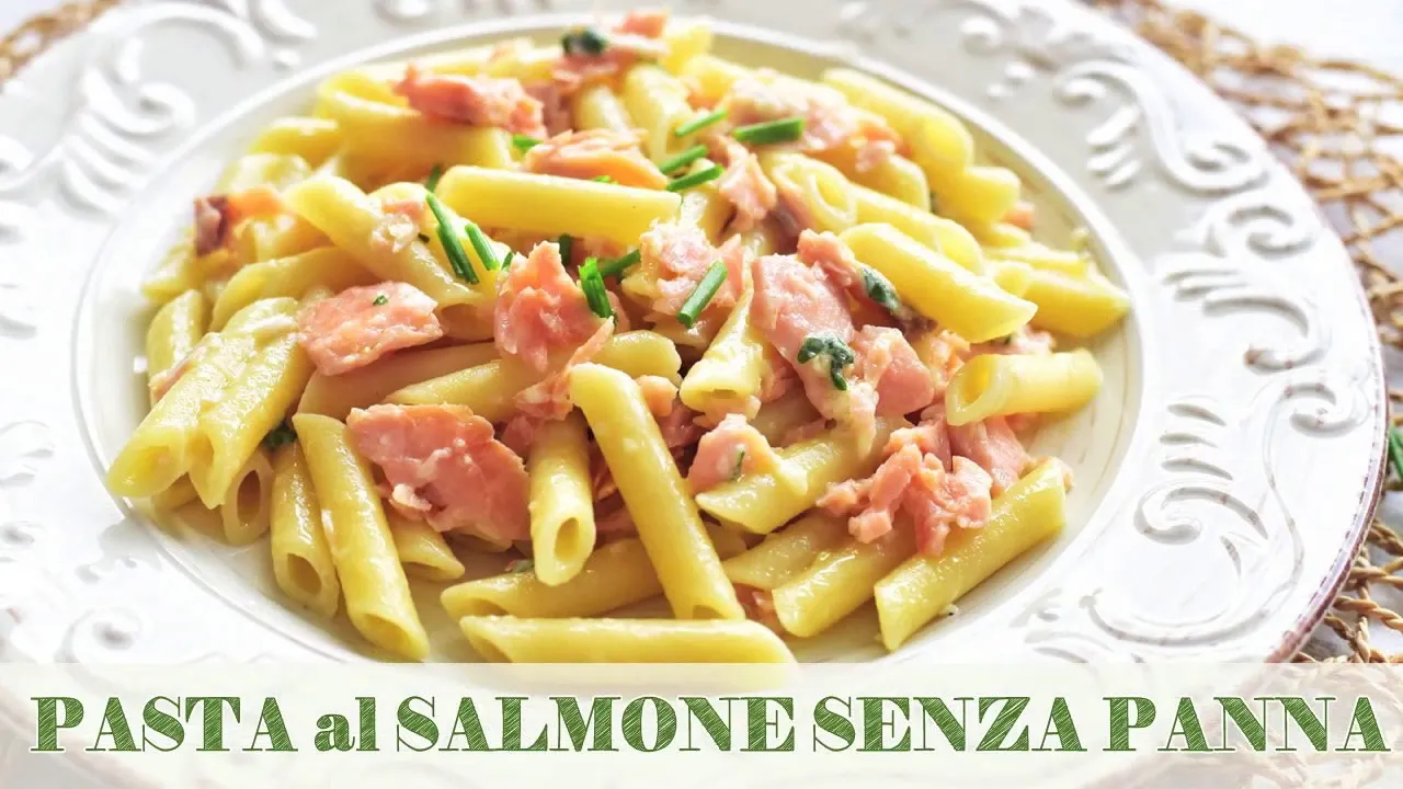 Ingredienti per pasta al salmone senza panna