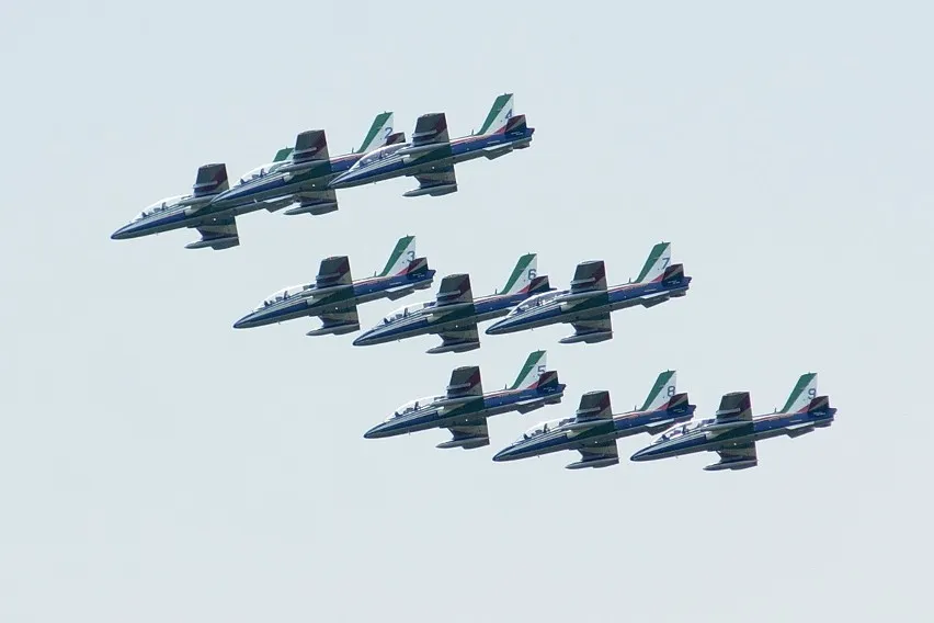 Air Show Radom samoloty akrobacyjne formacja