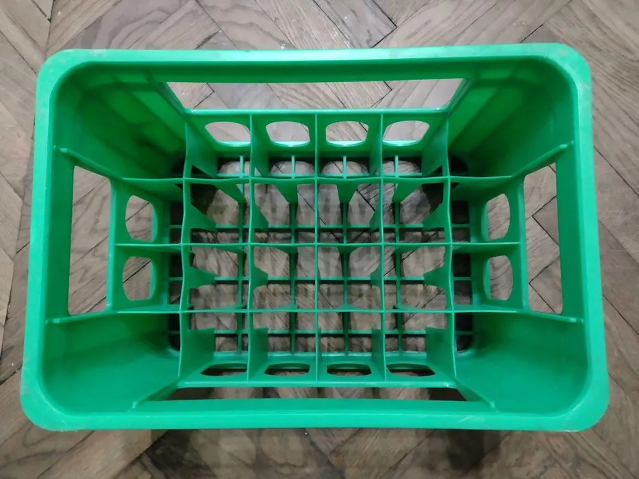 różne skrzynki piwa 15 16 24 butelki