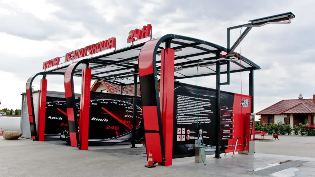 nowoczesna myjnia bezdotykowa