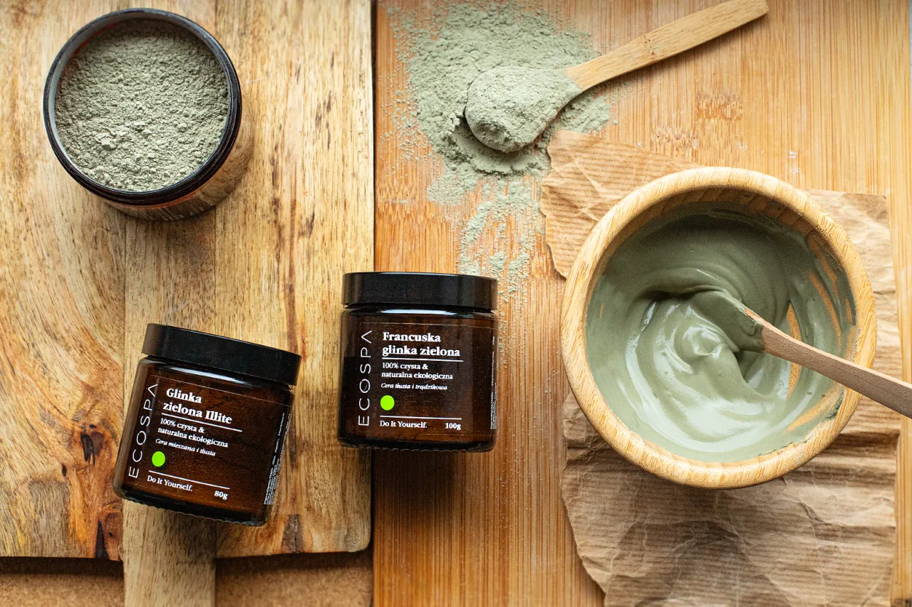 olejek z drzewa herbacianego zielona glinka składniki