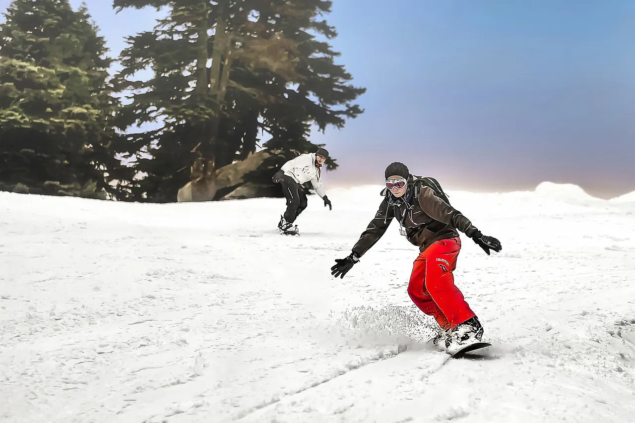 Zdjęcie Jak jeździć na snowboardzie: unikaj błędów i ucz się szybko
