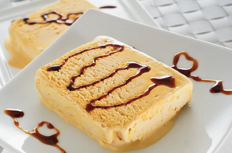 Helado de turr&oacute;n casero