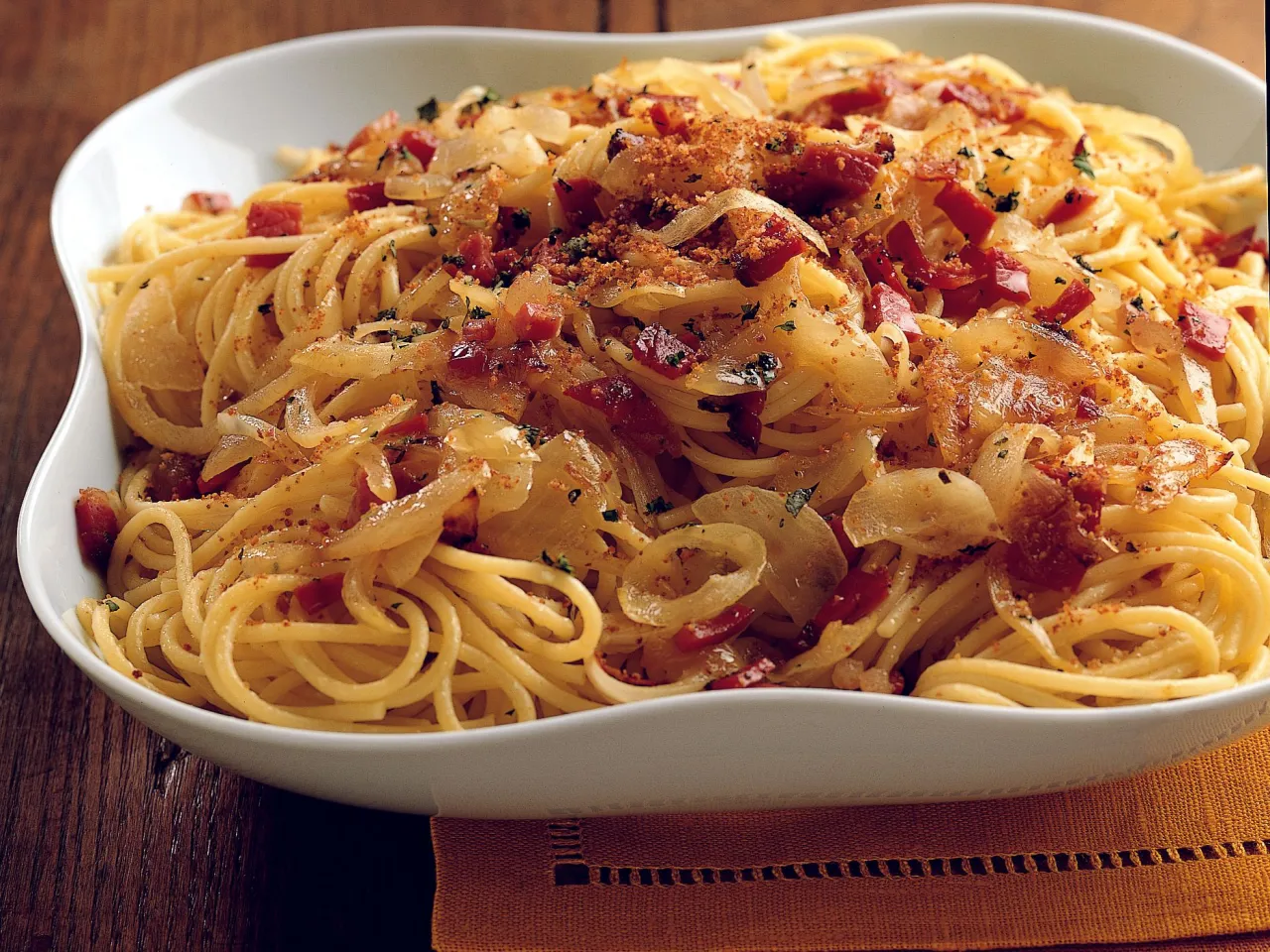 Come rosolare speck croccante in padella