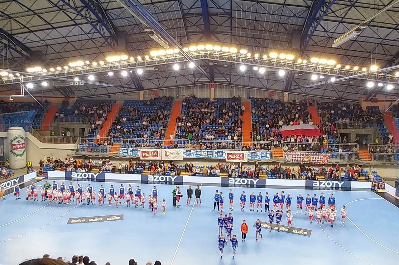 Hala Globus Lublin atmosfera meczowa