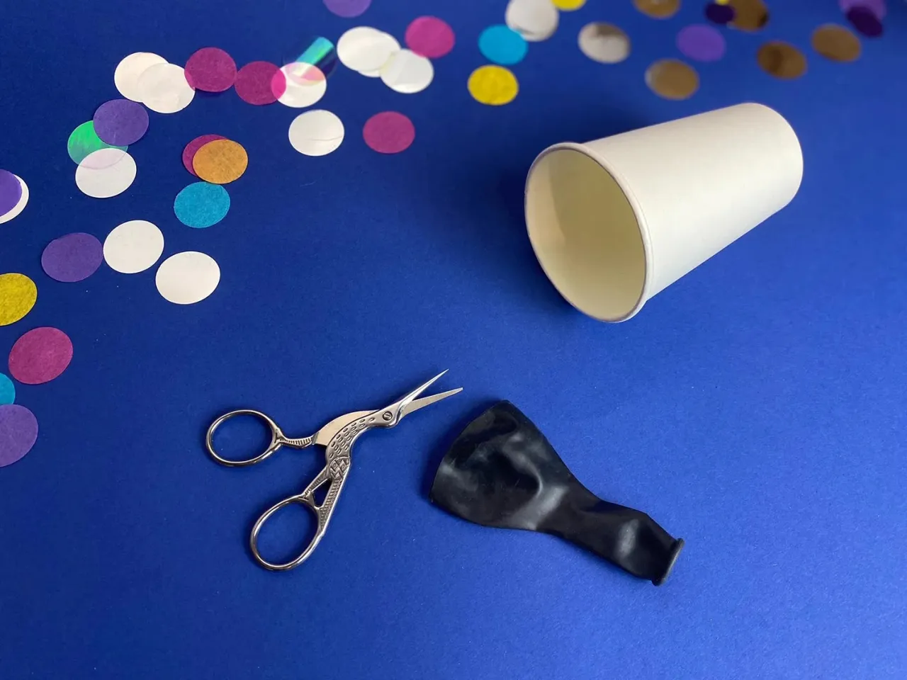 materiały do tuby konfetti DIY