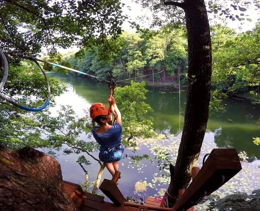 Zdjęcie Park linowy Giżycko - emocjonujące atrakcje i wyjątkowe doświadczenia