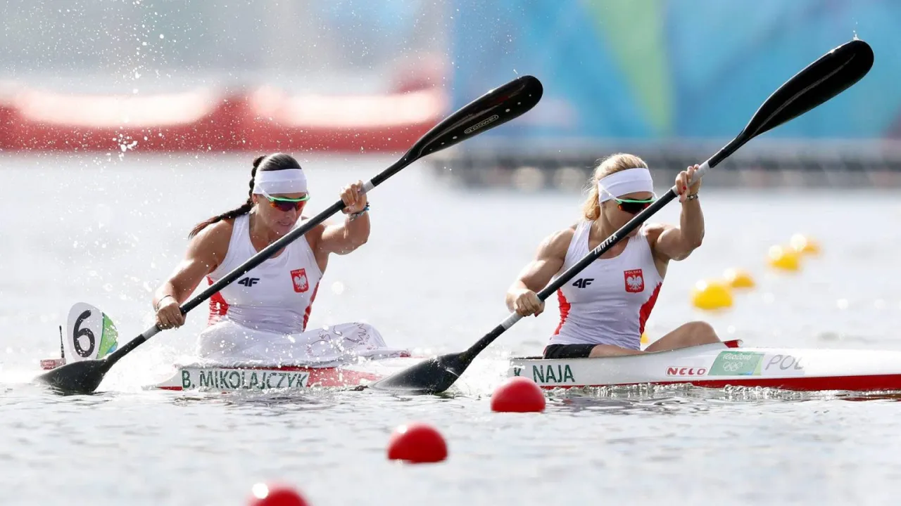 Zdjęcie Kajakarstwo sportowe: Odkryj emocje i korzyści zdrowotne tej dyscypliny