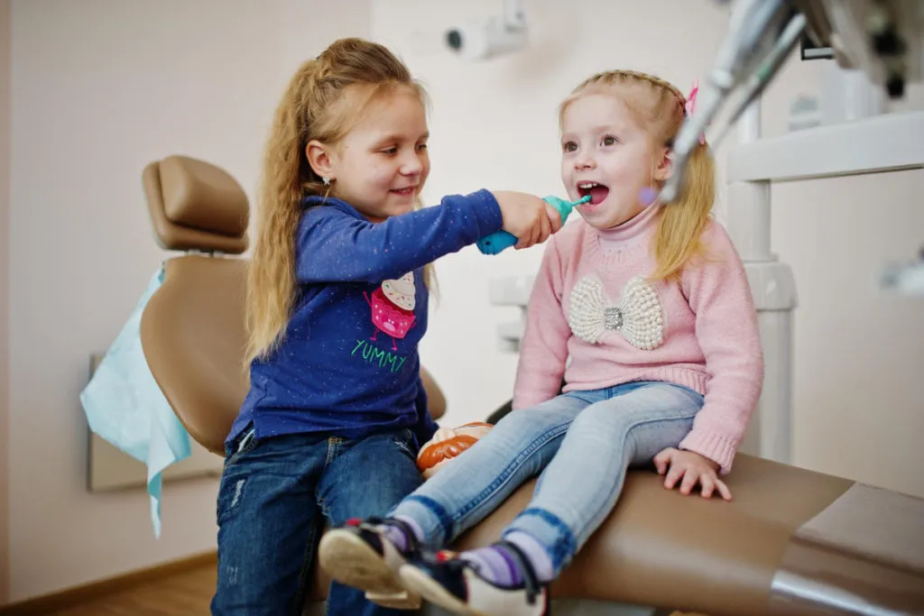 Zdjęcie Co zrobić gdy dziecko nie chce otworzyć ust u dentysty? Sprawdzone metody