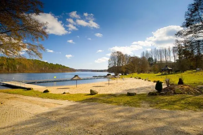 Zdjęcie Działka nad jeziorem Mazowieckie - idealne miejsce na inwestycję lub wypoczynek