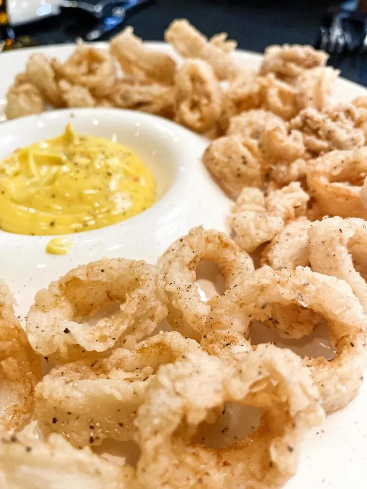 Zdjęcie Cómo lograr un rebozado crujiente de calamares con harina de garbanzo