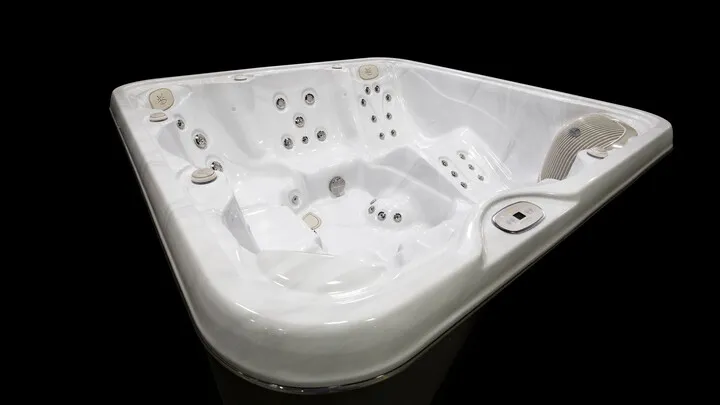 Zdjęcie Minibasen spa – odkryj korzyści, modele i jak je wykorzystać